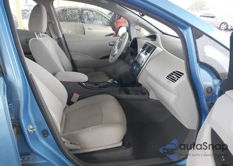 2011 Nissan Leaf Sv z USA, uszkodzony, nr VIN JN1AZ0CP8BT005468